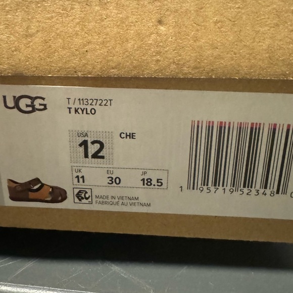 UGG T KYLO NIB CHESTNUT SIZE 12 TODDLER - Picture 3 of 3